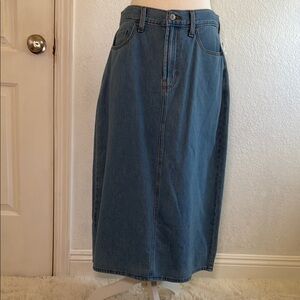 Old Navy Blue Denim Pencil Skirt